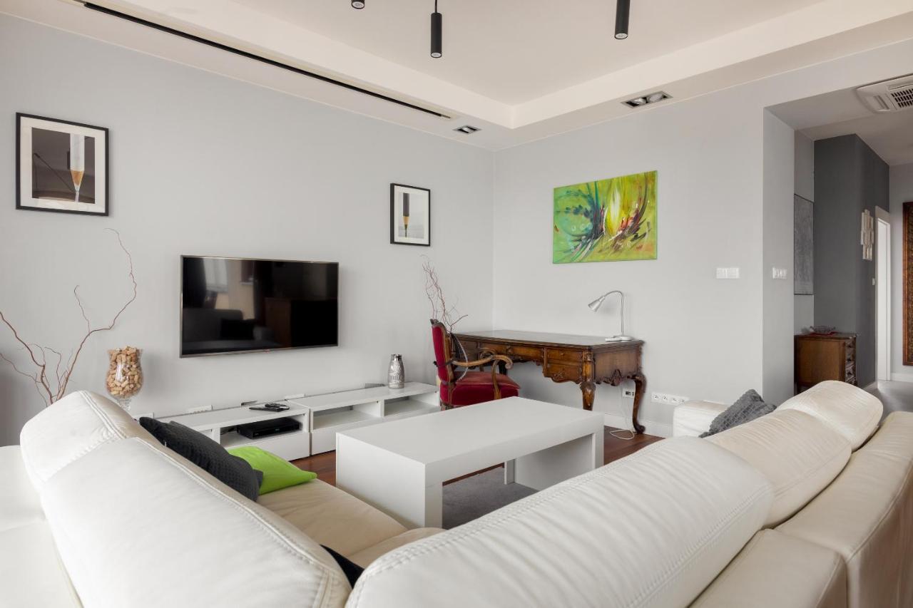 Hlonda Deluxe Apartment With Terrace Varšava Exteriér fotografie